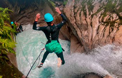 Descenso de cascadas o canyoning en Baños
