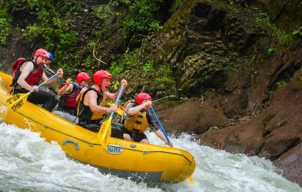 Tour de rafting en el Pastaza. Baños, Ecuador