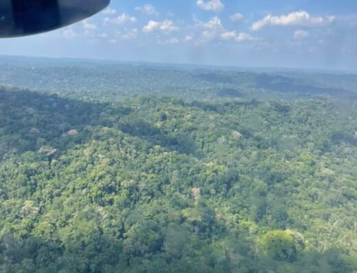 Sobrevuelo amazónico para llegar a la comunidad Atatakuijia donde se desarrolla el proyecto de turimso comunitario TUANA